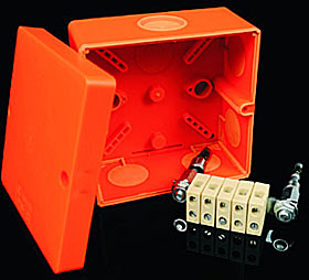 Elektroinst. krabice s PO pro silové kabely, 101x101x63,5 mm, IP66, 2x5 svorek